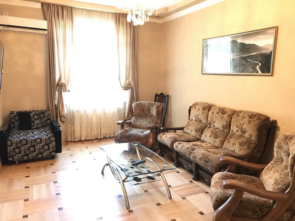 Io Apartment ティビリシ エクステリア 写真